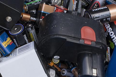 [费上冶附近回收旧电池]电池浆料回收-收废旧蓄电池